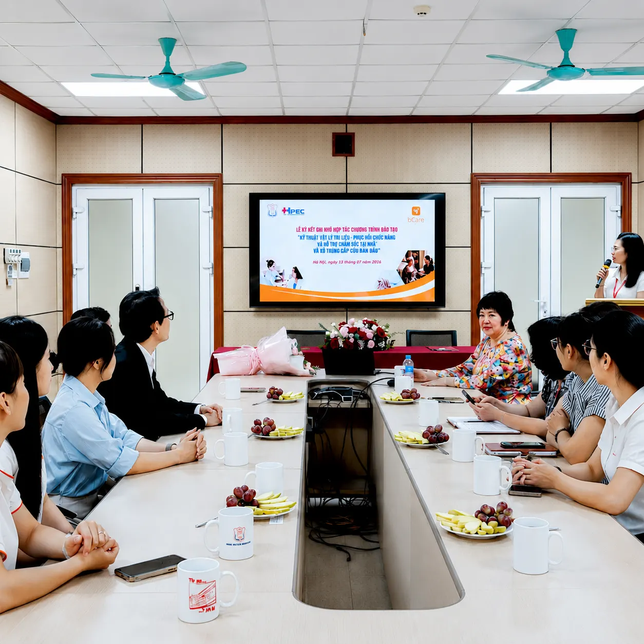 Lễ ký kết MOU đào tạo Chăm sóc viên giữa bCare và Đại học Y Hà Nội